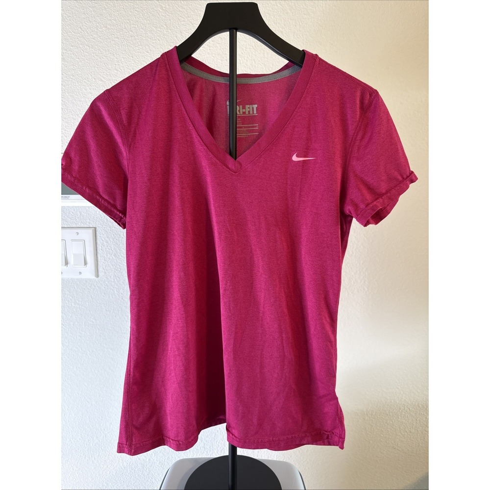 Nike Dri-fit Women's V Neck Shirt - Pink - Medium